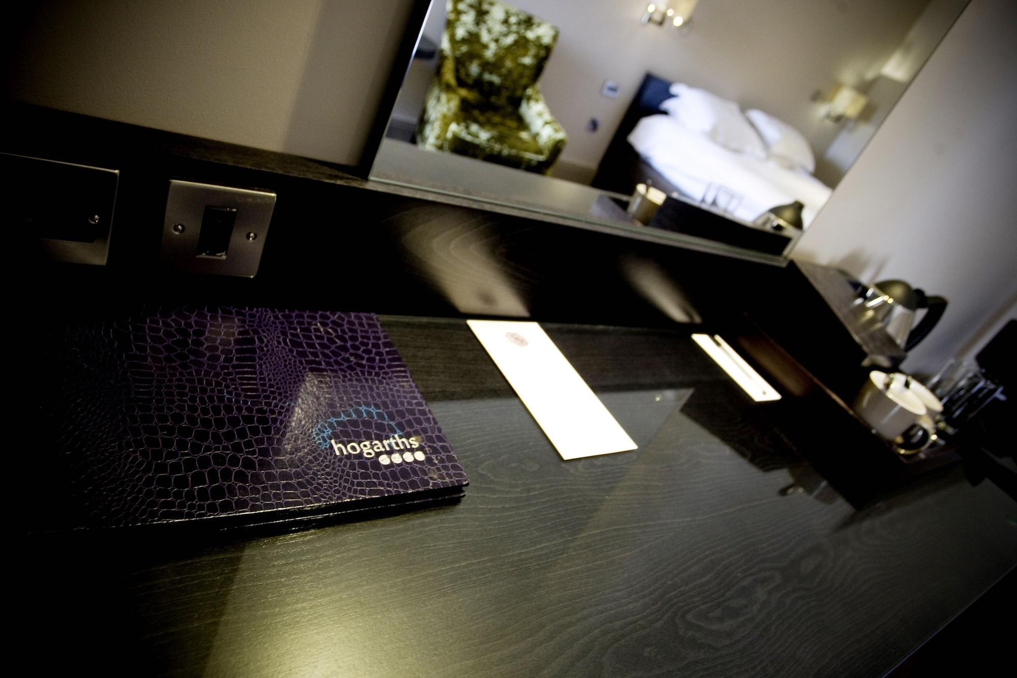 Hogarths Stone Manor Hotel คิดเดอร์มินสเตอร์ ภายนอก รูปภาพ