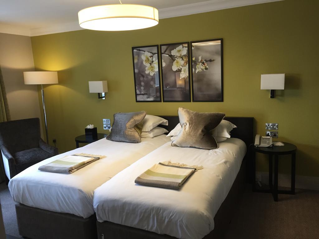Hogarths Stone Manor Hotel คิดเดอร์มินสเตอร์ ภายนอก รูปภาพ