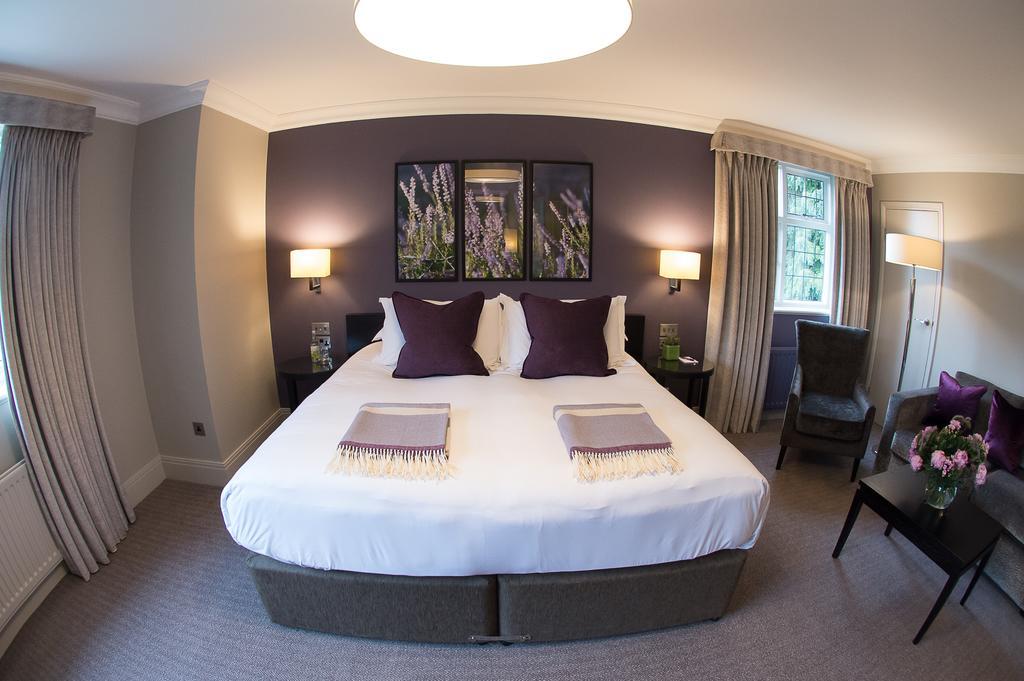Hogarths Stone Manor Hotel คิดเดอร์มินสเตอร์ ภายนอก รูปภาพ