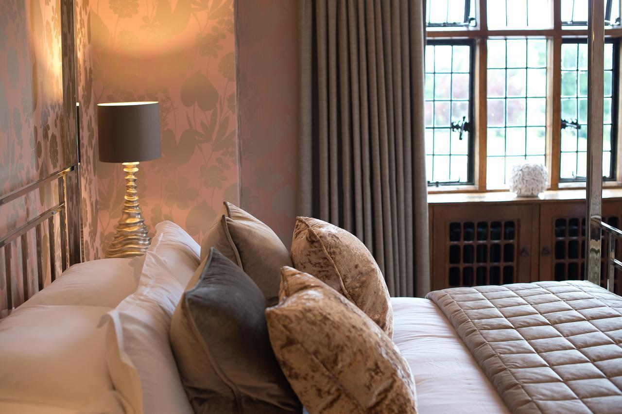 Hogarths Stone Manor Hotel คิดเดอร์มินสเตอร์ ภายนอก รูปภาพ