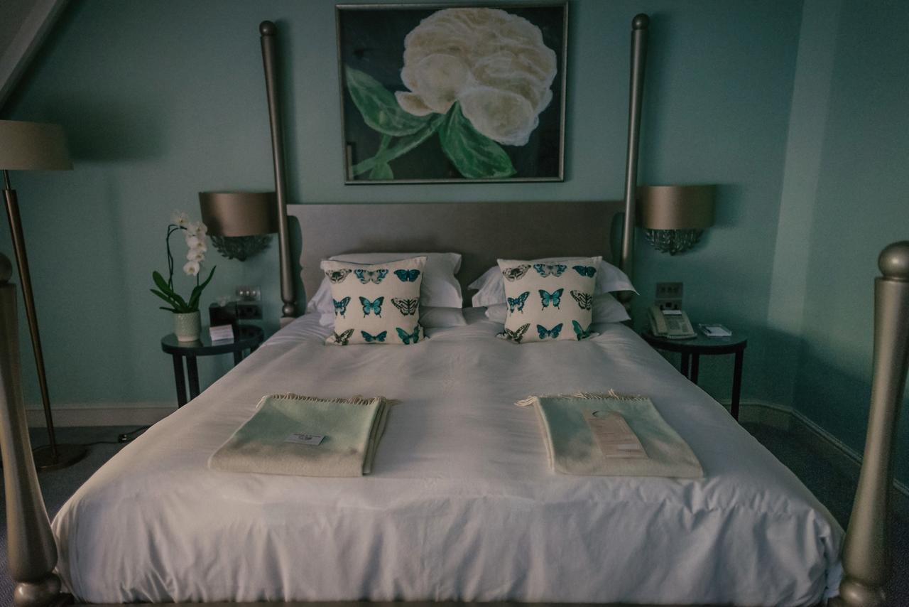Hogarths Stone Manor Hotel คิดเดอร์มินสเตอร์ ภายนอก รูปภาพ