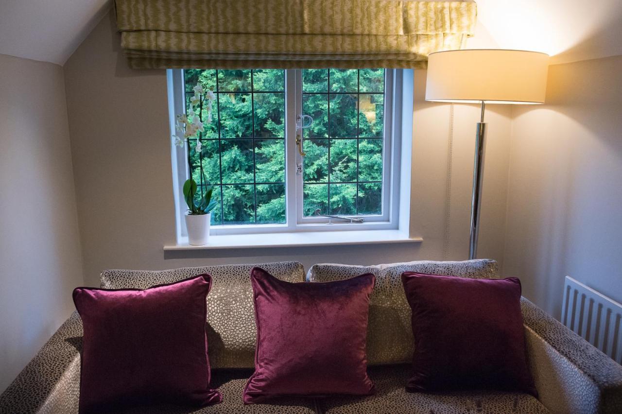 Hogarths Stone Manor Hotel คิดเดอร์มินสเตอร์ ภายนอก รูปภาพ